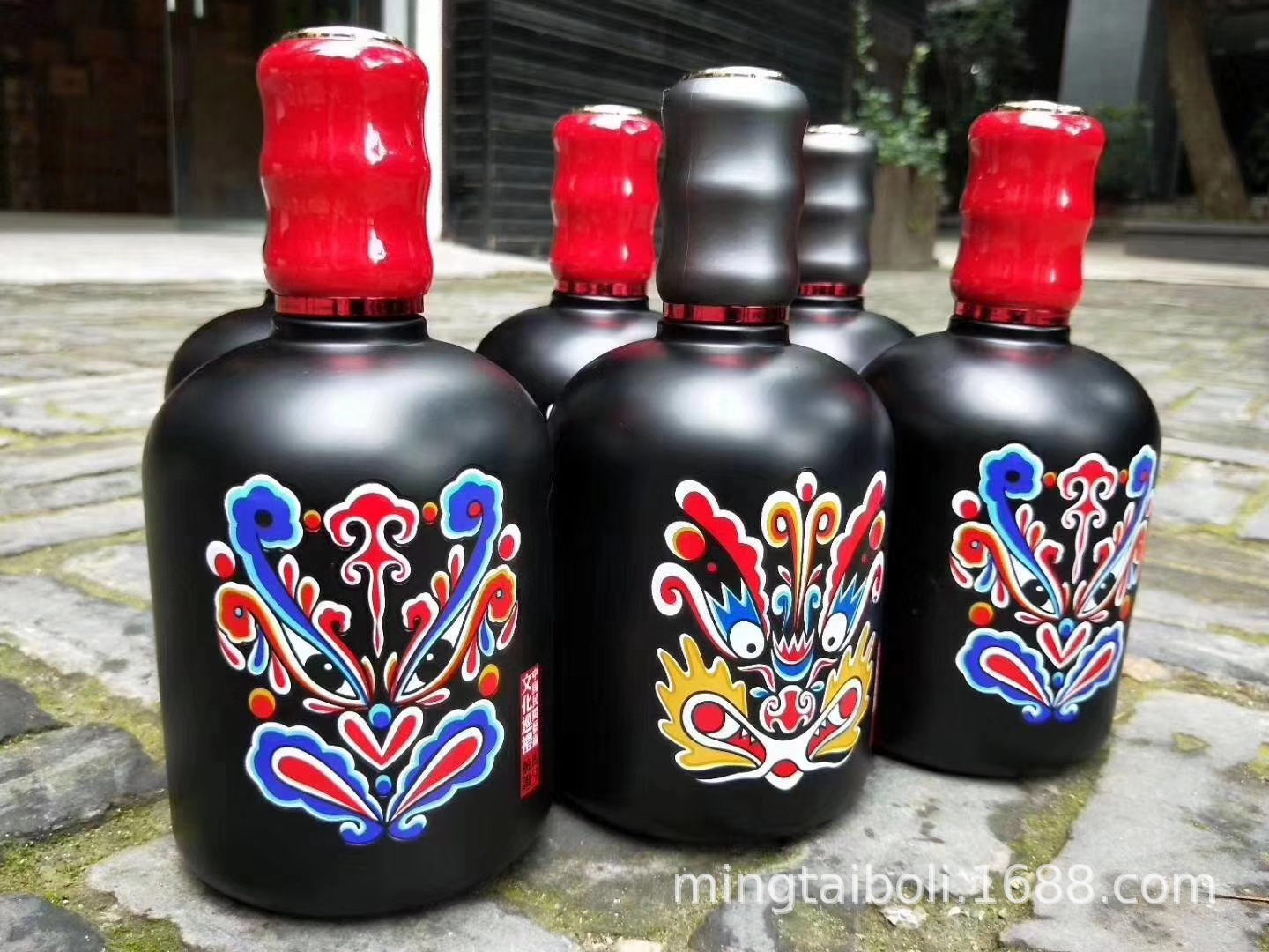 噴涂金屬黃白酒瓶?jī)蓚?cè)帶耳朵玻璃酒瓶500ml空酒瓶