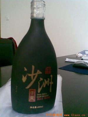 噴涂酒瓶 全球玻璃網產品中的藝術與科技交融